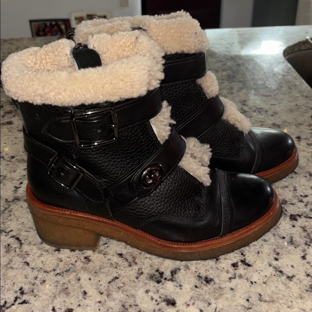 Coach Black Leather Ankle Boots 6.5 - Picture 2 of 8